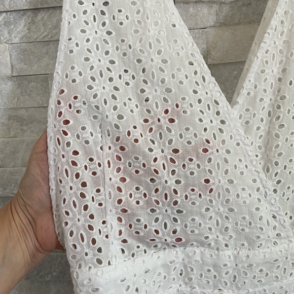 White Eyelet Surplice Short Overalls - Picture 4 of 7